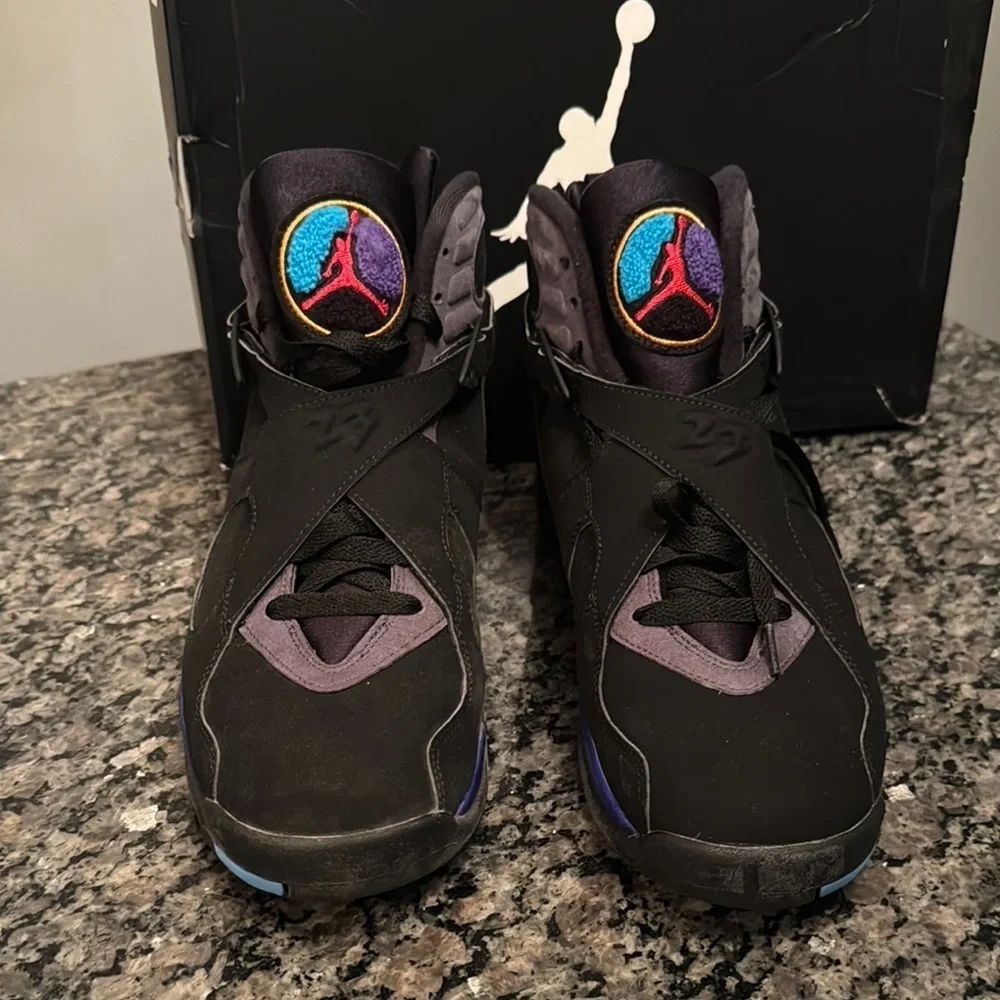 Nike Air Jordan 8 Retro Black and Blue Sneakers EUC 10.5